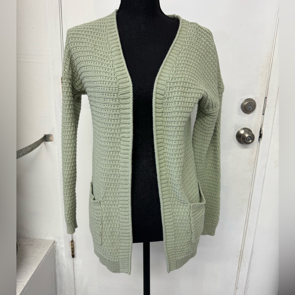 Cat and Jack Girls Size XL Green Cable Knit Sweater